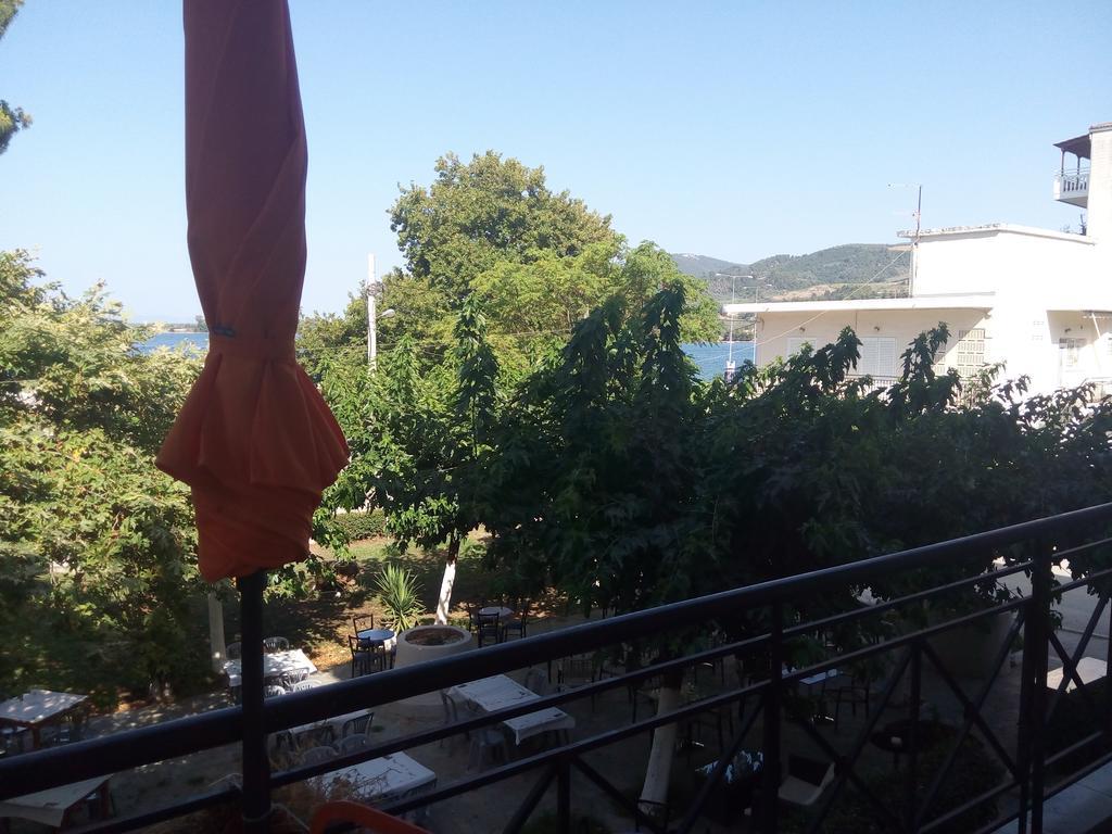 Anastasia - Efthimios Apartments Agios Konstantinos  外观 照片