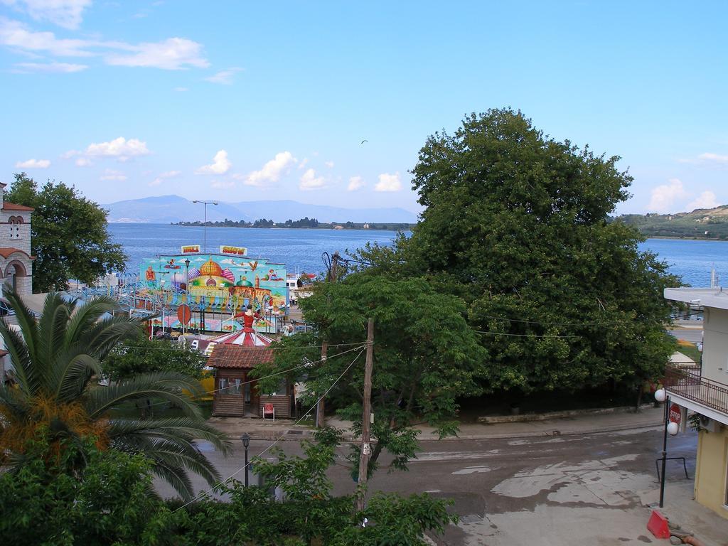 Anastasia - Efthimios Apartments Agios Konstantinos  外观 照片