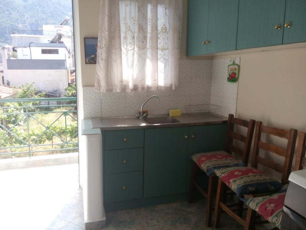 Anastasia - Efthimios Apartments Agios Konstantinos  外观 照片