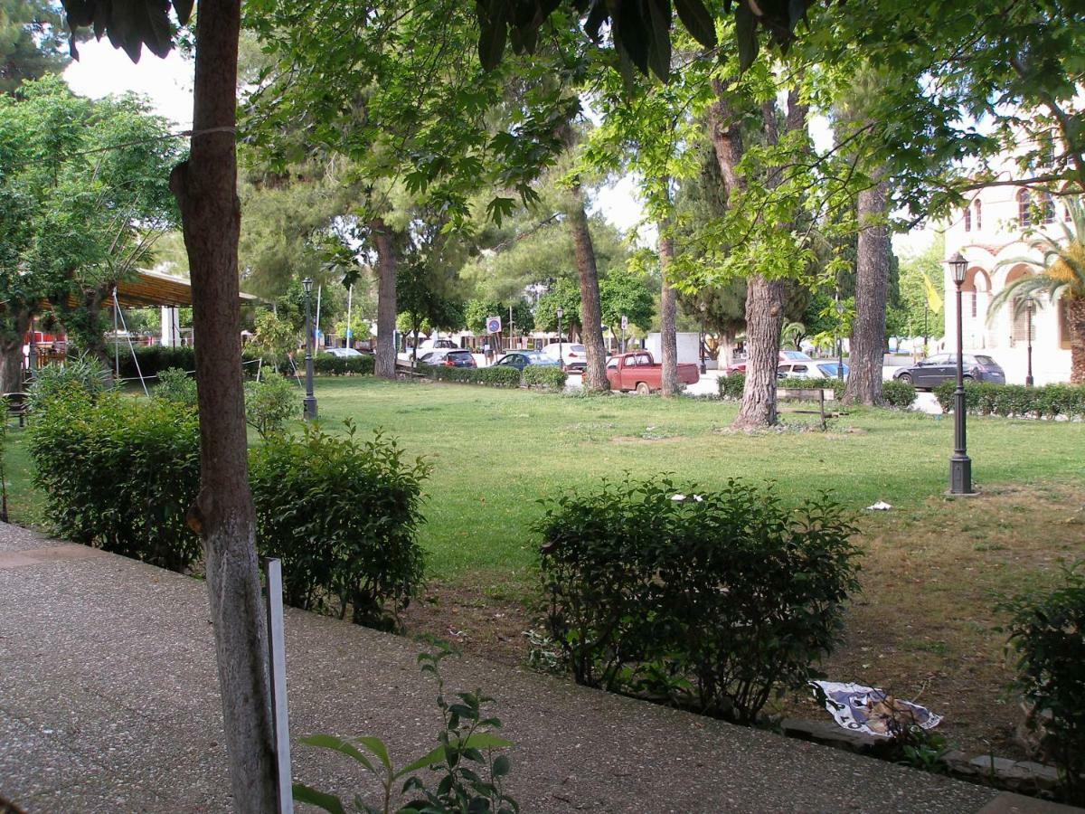 Anastasia - Efthimios Apartments Agios Konstantinos  外观 照片